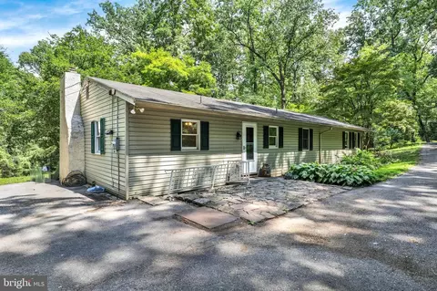 2253 Jones Rd, Pottstown, PA 19465