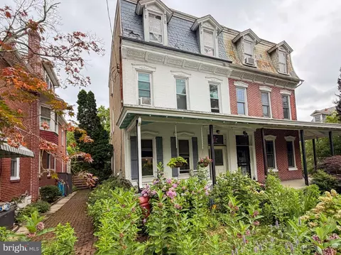 175 2nd Ave, Phoenixville, PA 19460