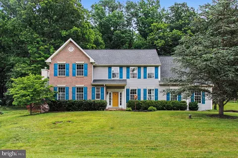 324 Martingale Cir, Coatesville, PA 19320
