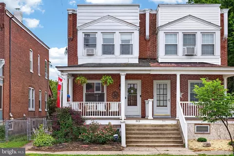312 Nutt Rd, Phoenixville, PA 19460