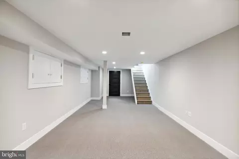 Entry Way - 1110 W Valley Rd, Wayne, PA 19087 photo 6 of 6
