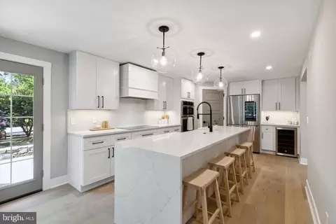 Kitchen - 1110 W Valley Rd, Wayne, PA 19087 photo 1 of 3