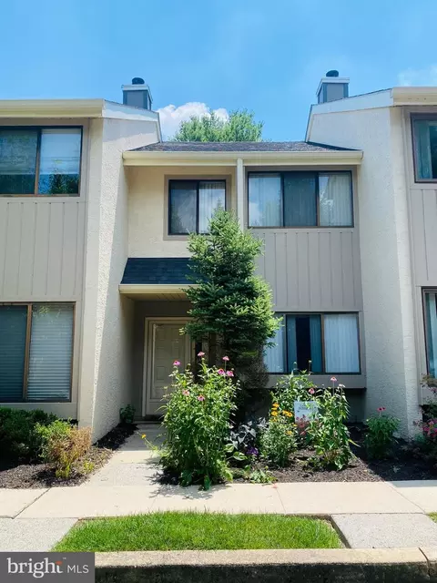 44 Landmark Dr, Malvern, PA 19355