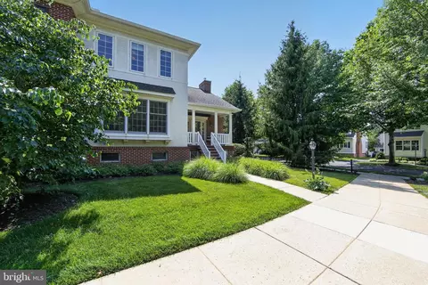 477 Fairmont Dr, Chester Springs, PA 19425