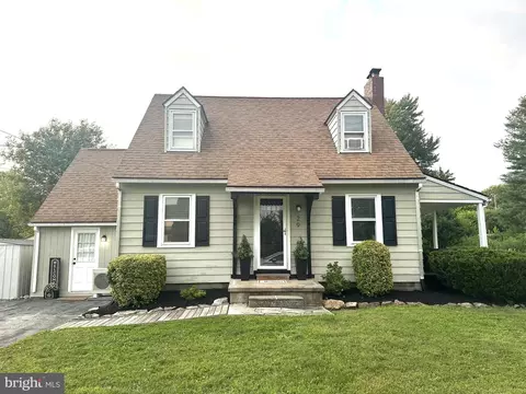29 Washington Ln, Coatesville, PA 19320