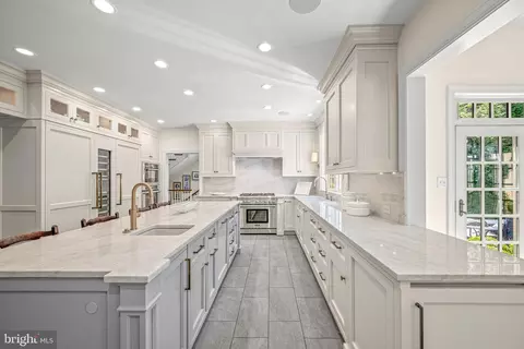 205 Exeter Rd, Devon, PA 19333 photo 24