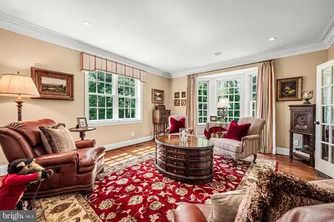 205 Exeter Rd, Devon, PA 19333 photo 9