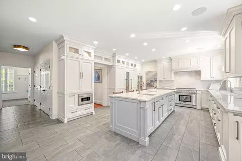 205 Exeter Rd, Devon, PA 19333 photo 21