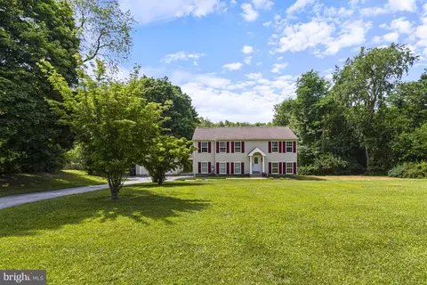 122 Glenrose Rd, Coatesville, PA 19320