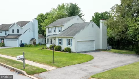 Exterior - 429 Deep Willow Dr, Exton, PA 19341 photo 2 of 5