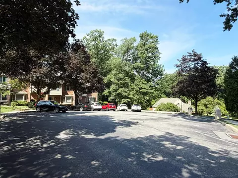 Exterior - 302 Brighton Cir, Devon, PA 19333 photo 2 of 8