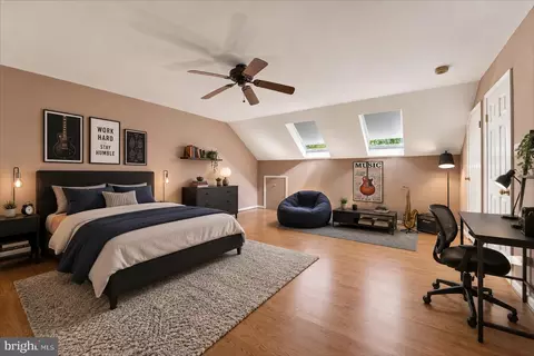 Bedroom - 302 Brighton Cir, Devon, PA 19333 photo 5 of 5