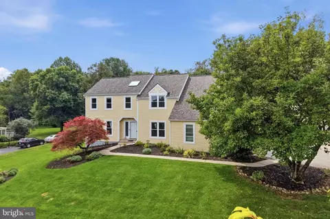 422 S Saddlebrook Cir, Chester Springs, PA 19425