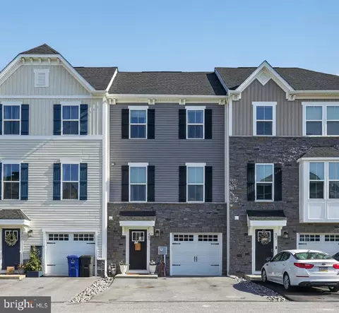 265 Sugar Maple Sq, Downingtown, PA 19335