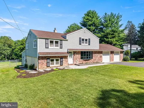 1018 Hopewell Rd, Downingtown, PA 19335
