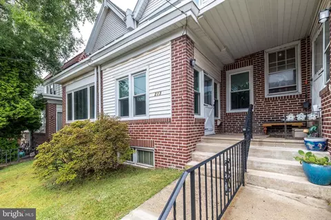 213 Buchanan St, Phoenixville, PA 19460