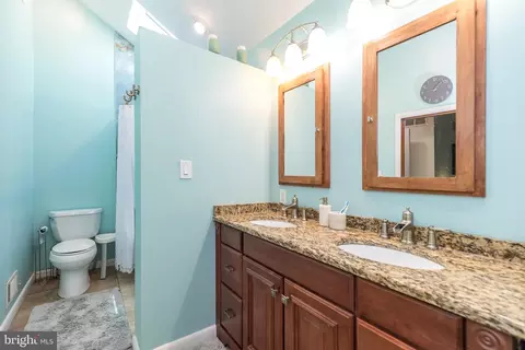 Bath - 329 Biddle Dr, Exton, PA 19341 photo 1 of 3