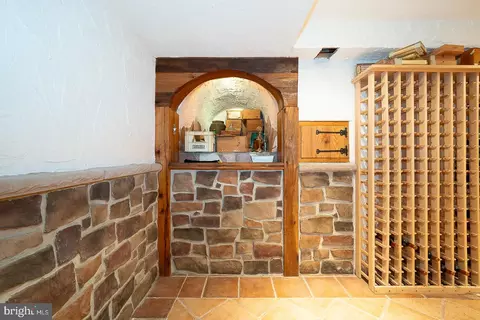 Entry Way - 577 Tory Hill Rd, Devon, PA 19333 photo 4 of 5