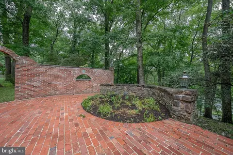 Exterior - 577 Tory Hill Rd, Devon, PA 19333 photo 6 of 13