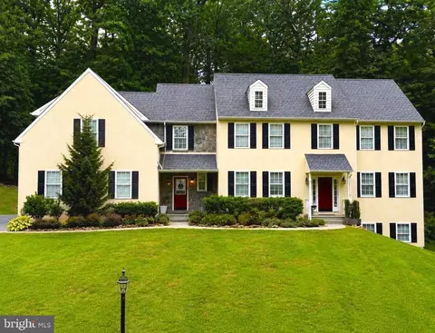 661 Saint Matthews Rd, Chester Springs, PA 19425