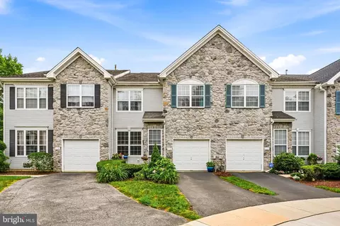 115 Stirrup Cir, West Chester, PA 19382