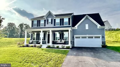 203 Braeburn Dr, Atglen, PA 19310