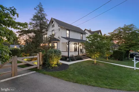 14 Broad St, West Chester, PA 19382