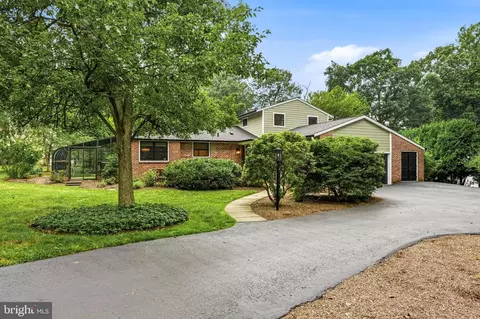 749 Bair Rd, Berwyn, PA 19312
