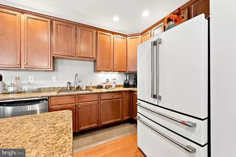 Kitchen - 277 Cherry Ln, Kennett Square, PA 19348 photo 4 of 6