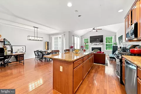 Kitchen - 277 Cherry Ln, Kennett Square, PA 19348 photo 5 of 6