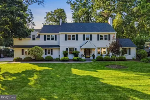 Exterior - 417 Heatherwood Ln, Devon, PA 19333 photo 10 of 10