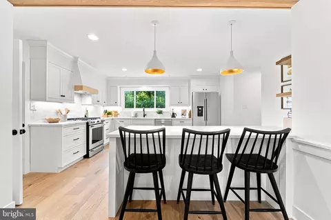 Kitchen - 417 Heatherwood Ln, Devon, PA 19333 photo 1 of 7