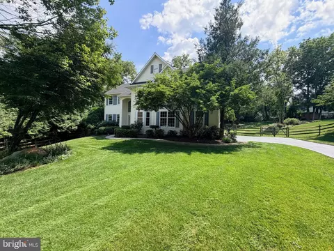 3 Holland Ct, Avondale, PA 19311