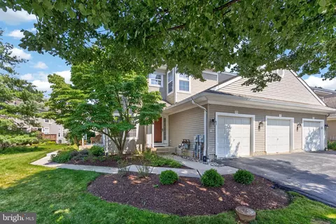 109 Jeffords Ct #905, Phoenixville, PA 19460