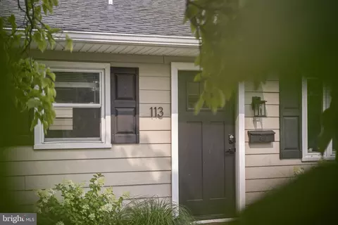 113 Manor Rd, Paoli, PA 19301