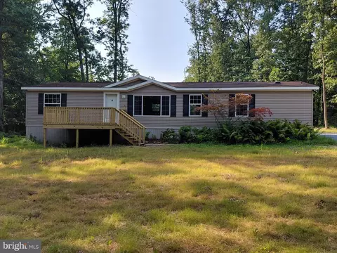 216 High Point Ln, Coatesville, PA 19320