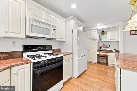 310 Fairview Dr, Exton, PA 19341 photo 8