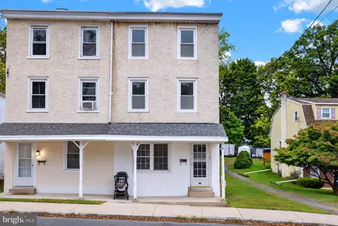 149 Poplar St, Spring City, PA 19475