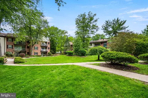 Exterior - 180 Drummers Ln, Wayne, PA 19087 photo 3 of 3
