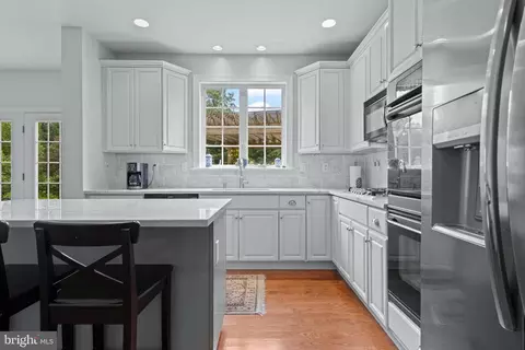 Kitchen - 154 Forest Dr, Kennett Square, PA 19348 photo 3 of 4