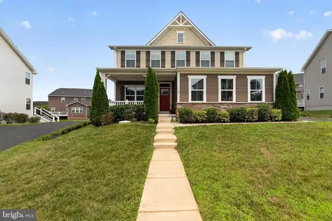 1303 Rodebuck Dr, Romansville, PA 19320
