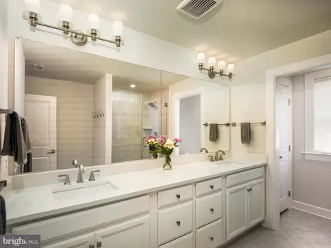 Bath - 164 Rehoboth Rd, Wayne, PA 19087 photo 1 of 3