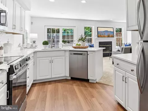 Kitchen - 103 Brighton Cir, Devon, PA 19333 photo 3 of 3