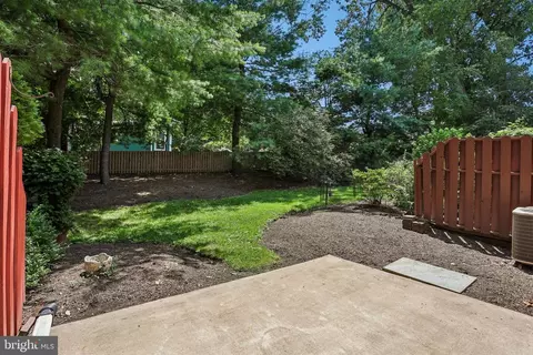 Exterior - 103 Brighton Cir, Devon, PA 19333 photo 4 of 10