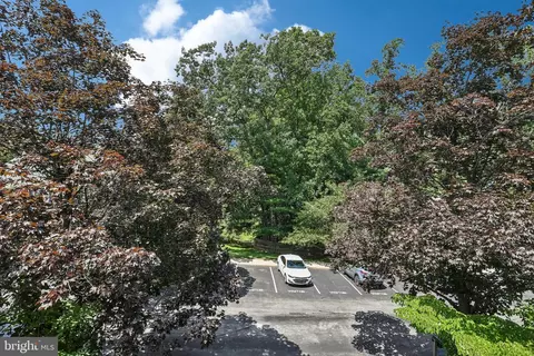 Exterior - 103 Brighton Cir, Devon, PA 19333 photo 7 of 10