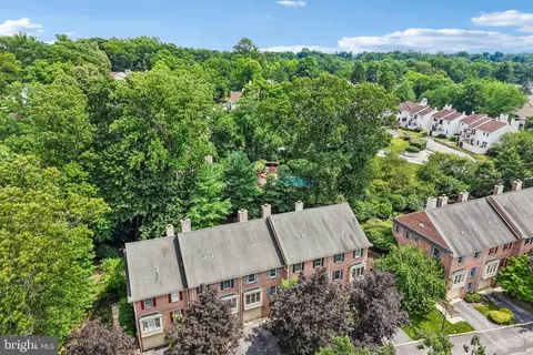 View/Area - 103 Brighton Cir, Devon, PA 19333 photo 3 of 6