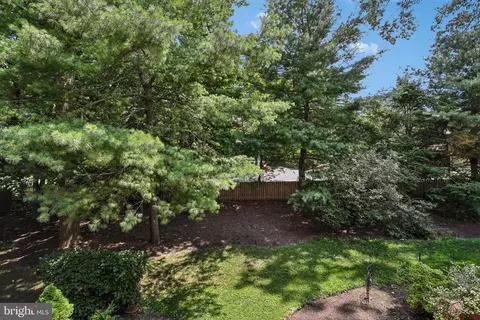 Exterior - 103 Brighton Cir, Devon, PA 19333 photo 5 of 10