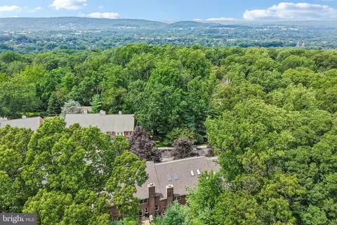 View/Area - 103 Brighton Cir, Devon, PA 19333 photo 6 of 6