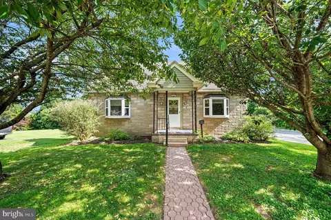 510 Main St, Parkesburg, PA 19365