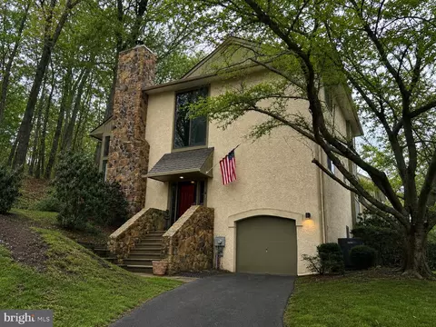 488 Lynetree Dr #4-A, West Chester, PA 19380